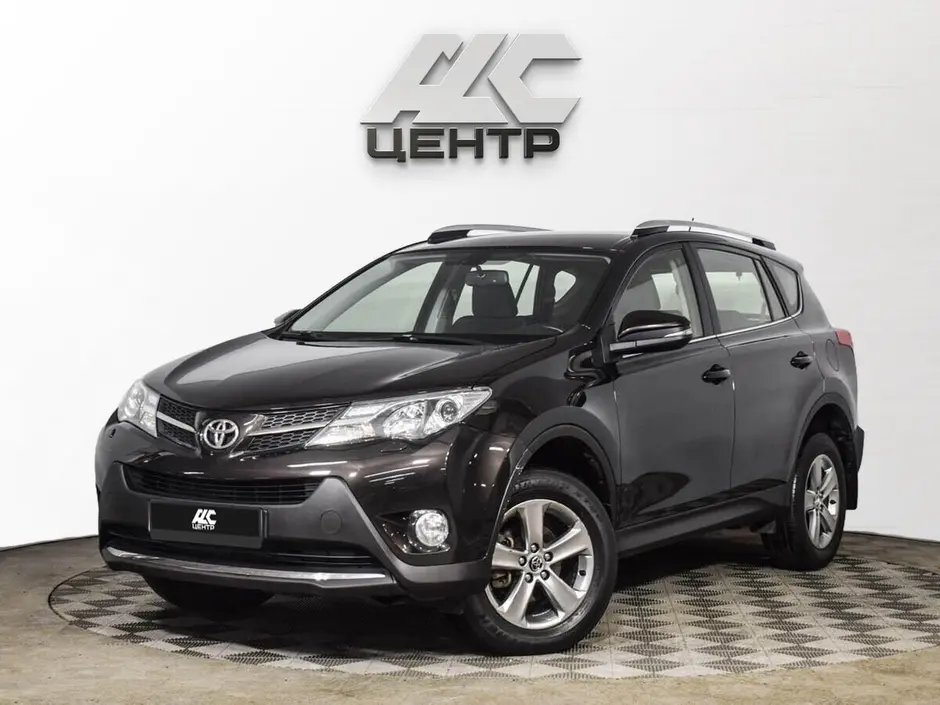 Toyota RAV4, 2015 г.