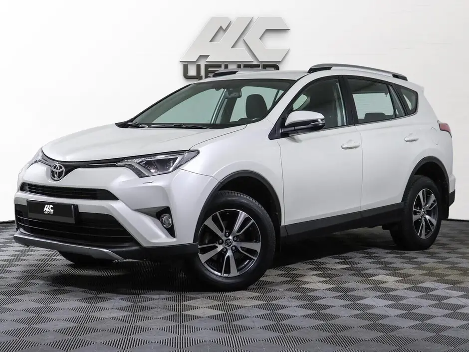Toyota RAV4, 2017 г.