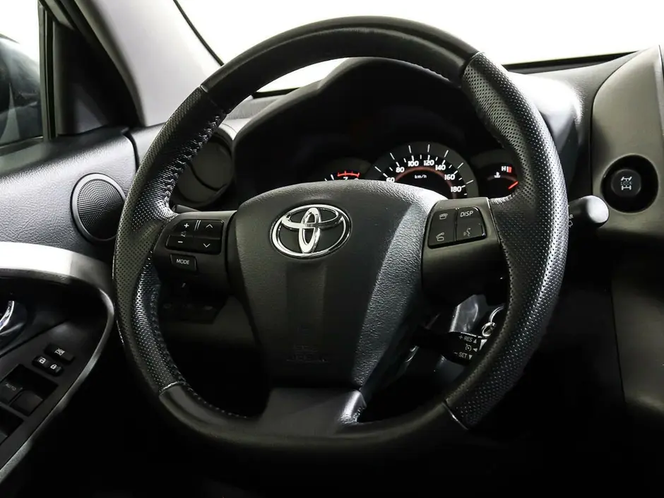 Toyota RAV4, 2010 г.