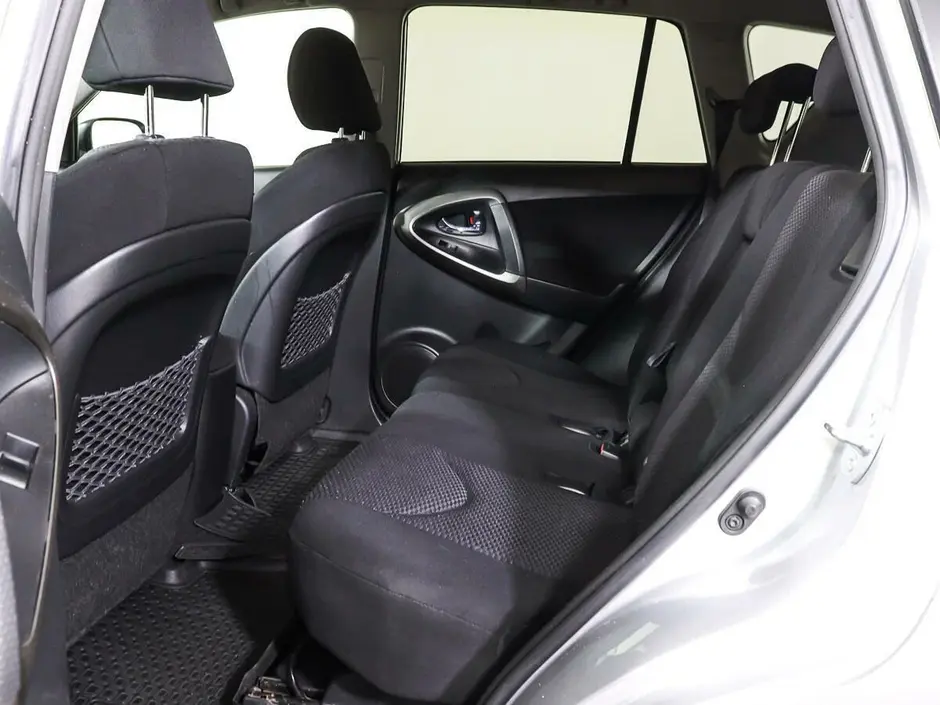 Toyota RAV4, 2010 г.