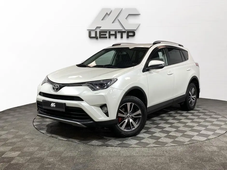 Toyota RAV4, 2017 г.