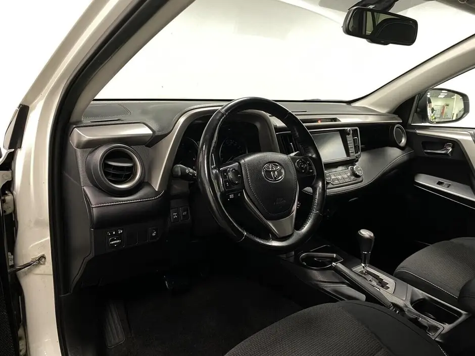 Toyota RAV4, 2017 г.