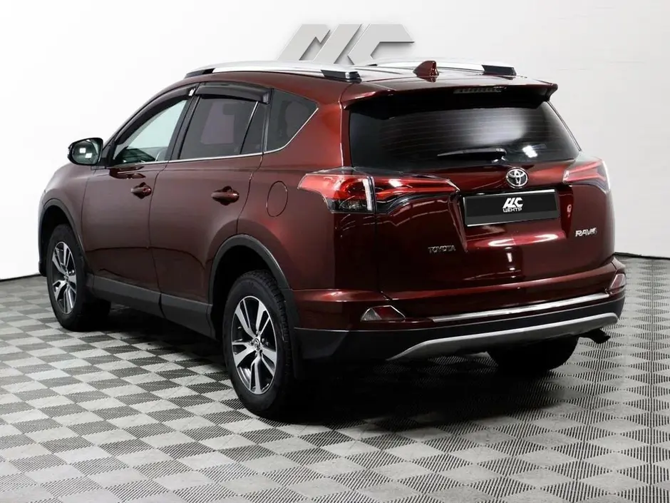 Toyota RAV4, 2017 г.