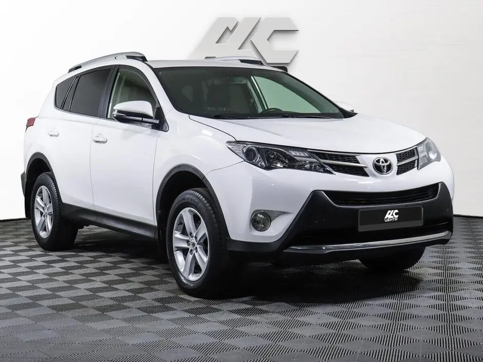 Toyota RAV4, 2013 г.
