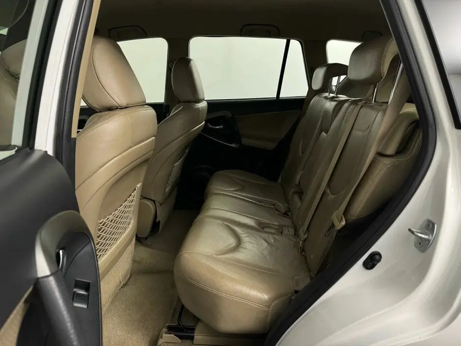 Toyota RAV4, 2012 г.