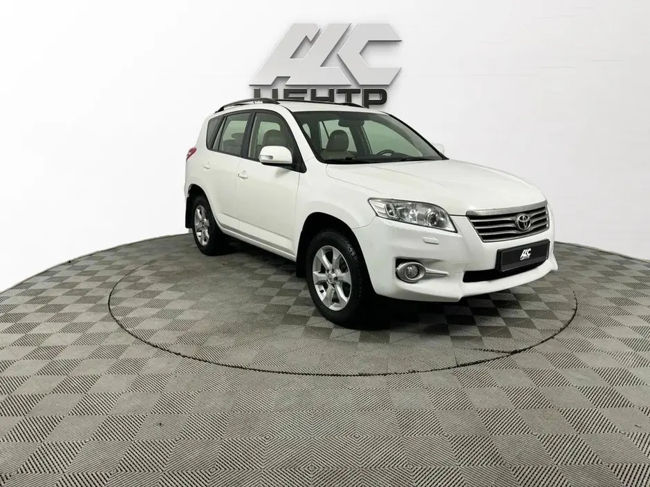 Toyota RAV4, 2012 г.