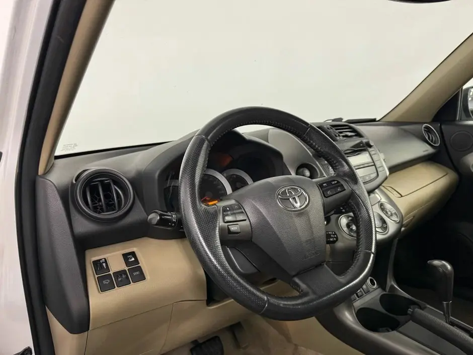 Toyota RAV4, 2012 г.