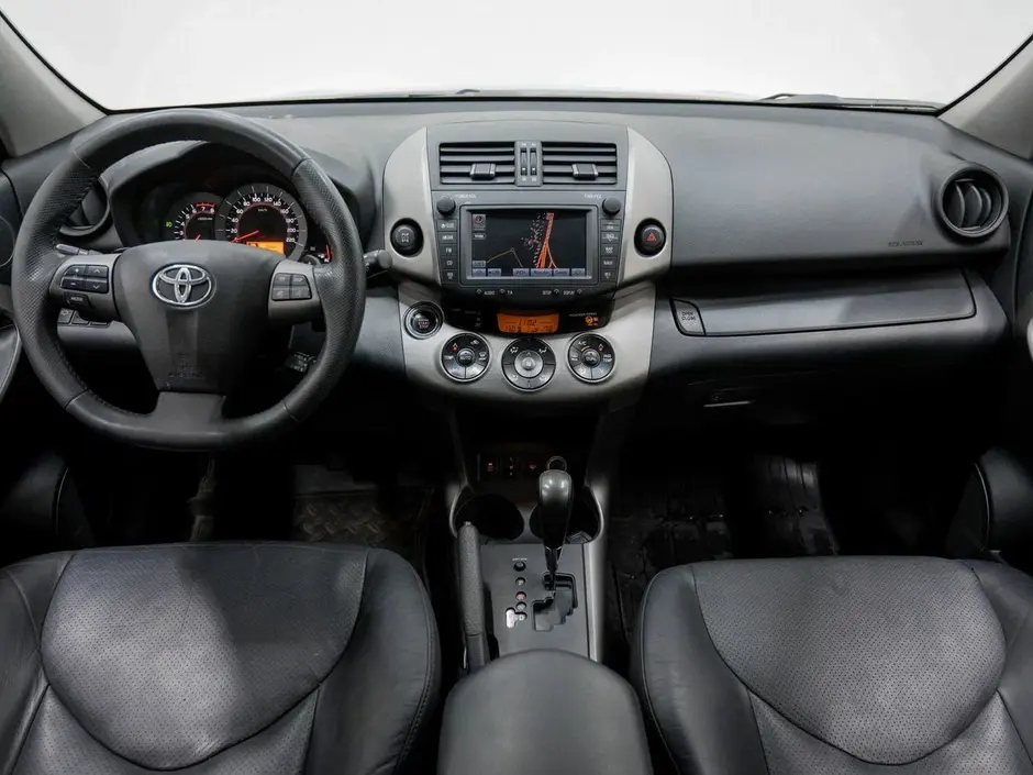 Toyota RAV4, 2012 г.