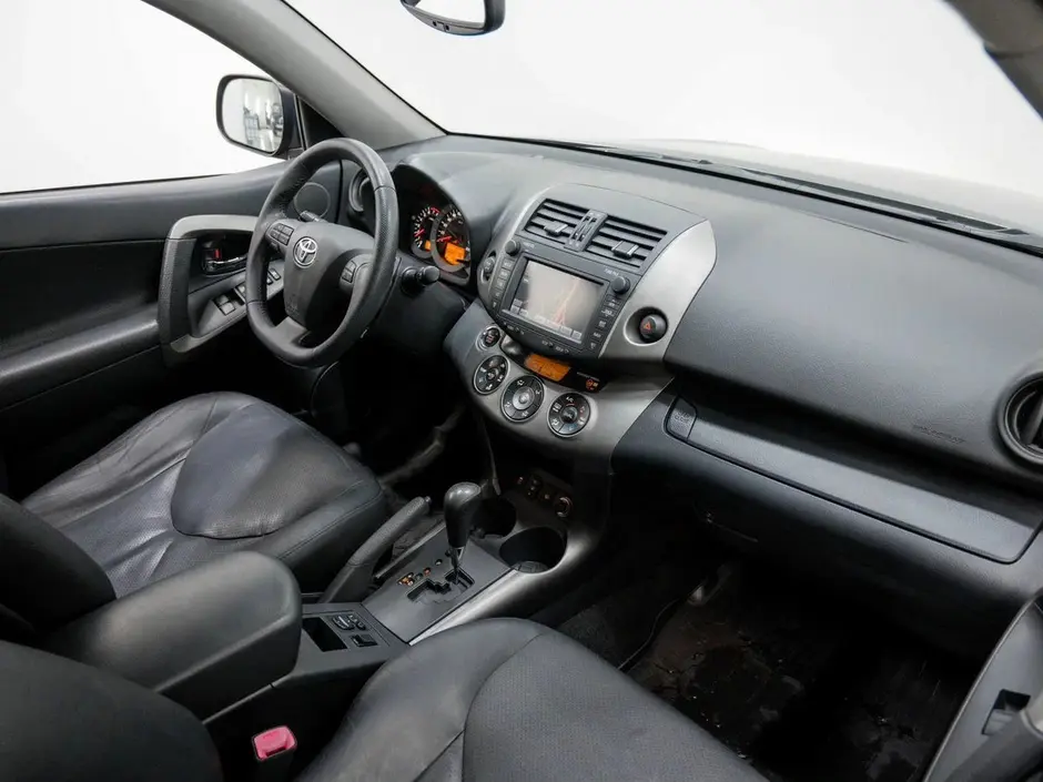 Toyota RAV4, 2012 г.