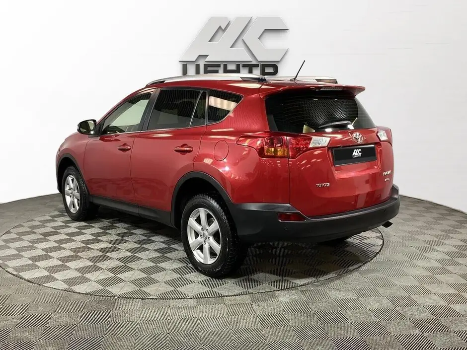 Toyota RAV4, 2014 г.