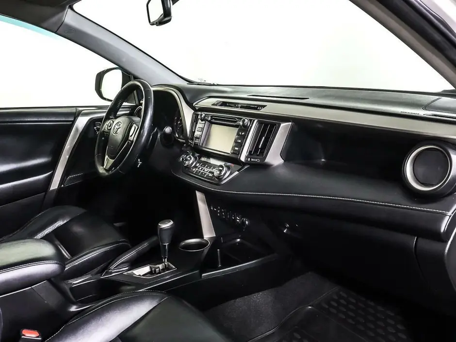 Toyota RAV4, 2014 г.