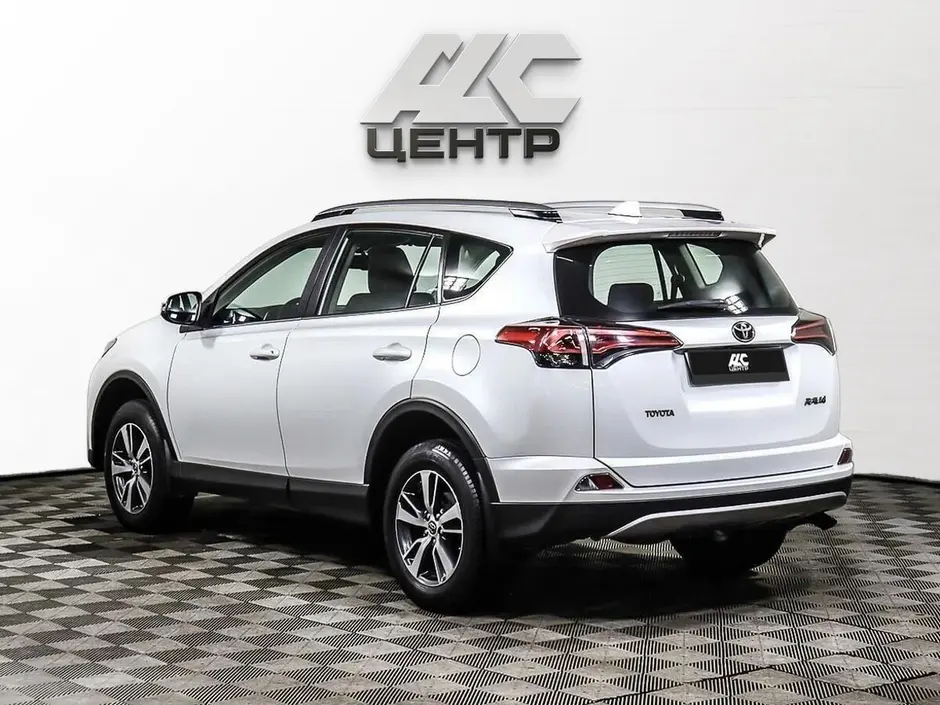 Toyota RAV4, 2016 г.