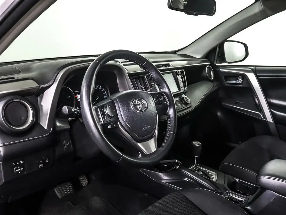 Toyota RAV4, 2016 г.