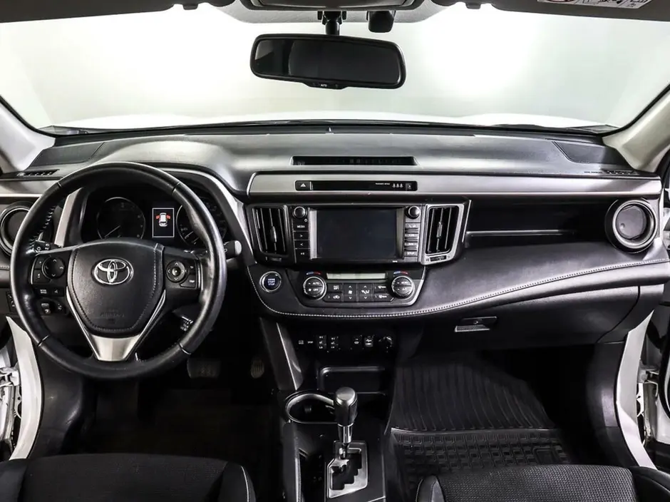 Toyota RAV4, 2016 г.