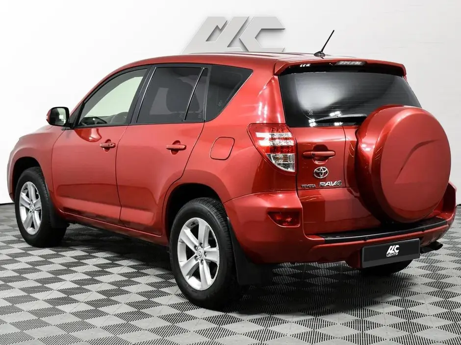 Toyota RAV4, 2010 г.