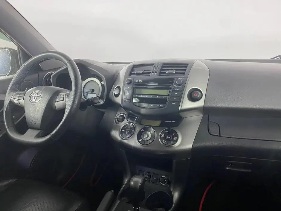 Toyota RAV4, 2010 г.