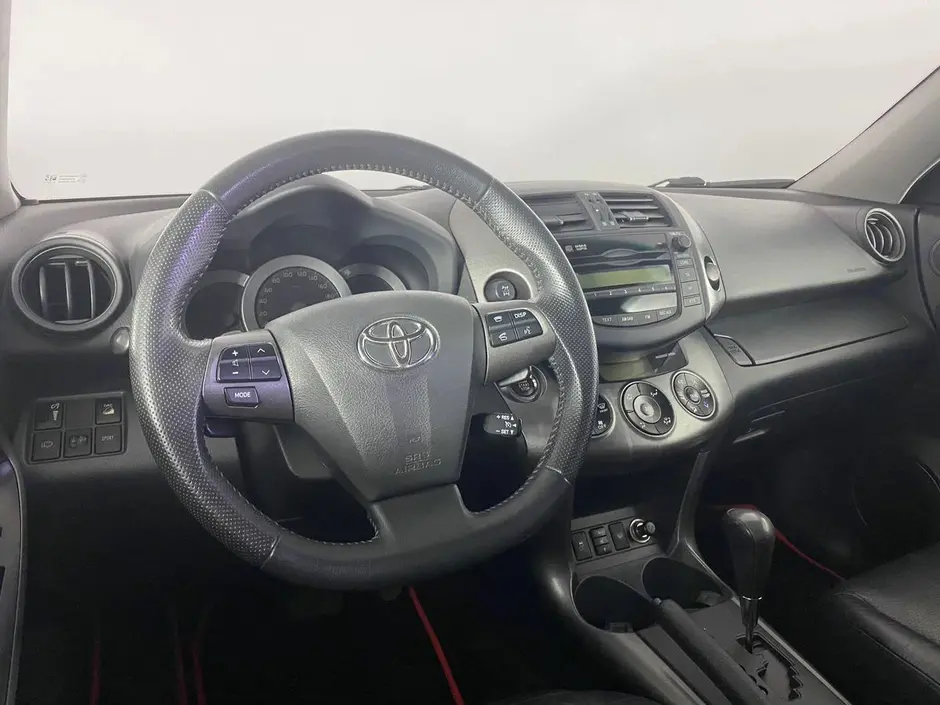 Toyota RAV4, 2010 г.