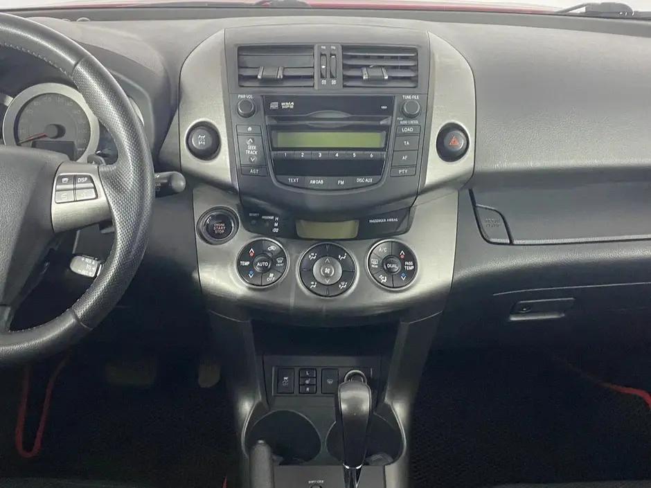 Toyota RAV4, 2010 г.
