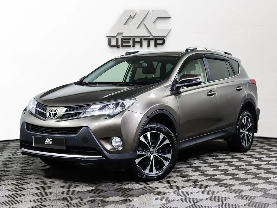 Toyota RAV4, 2015 г.