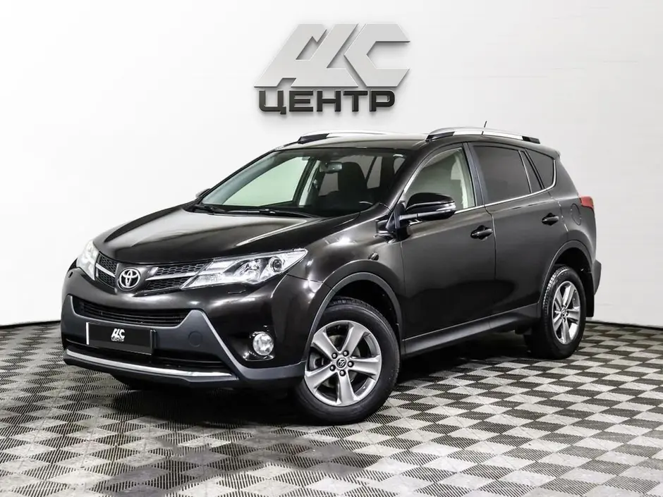 Toyota RAV4, 2015 г.