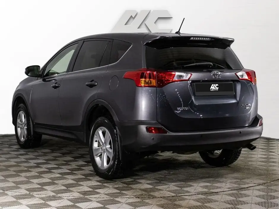 Toyota RAV4, 2013 г.