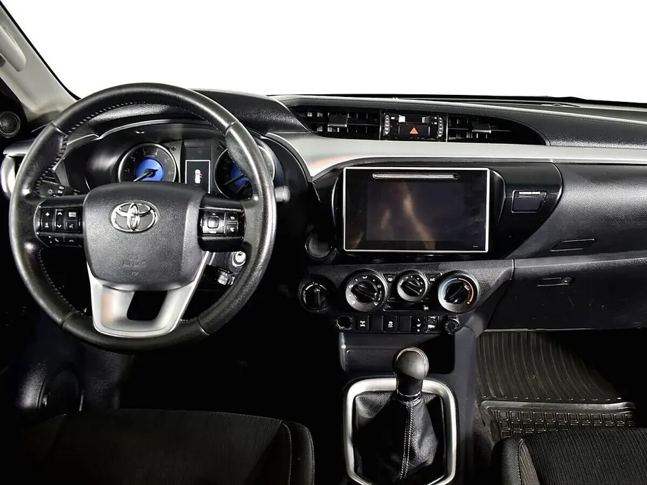 Toyota Hilux, 2017 г.