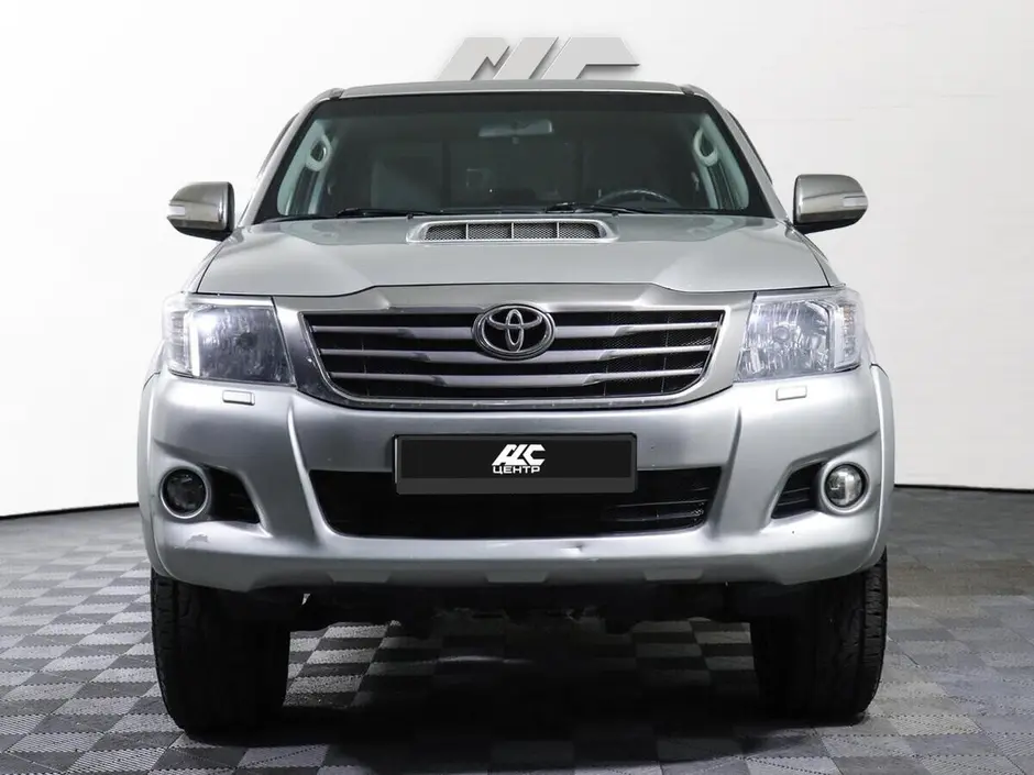 Toyota Hilux, 2013 г.