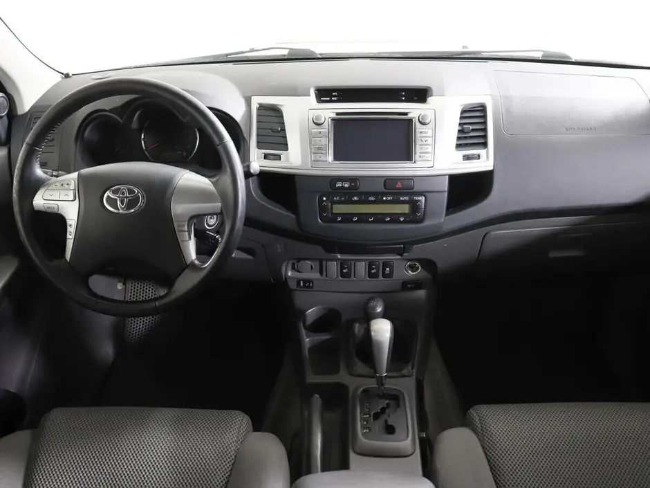 Toyota Hilux, 2013 г.