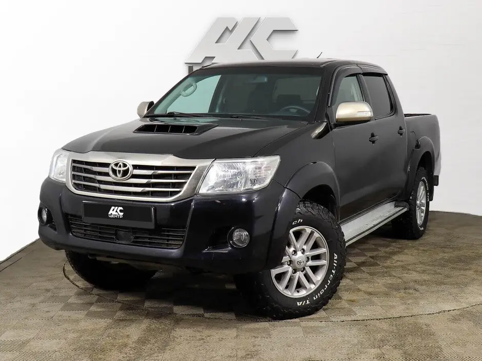 Toyota Hilux, 2014 г.