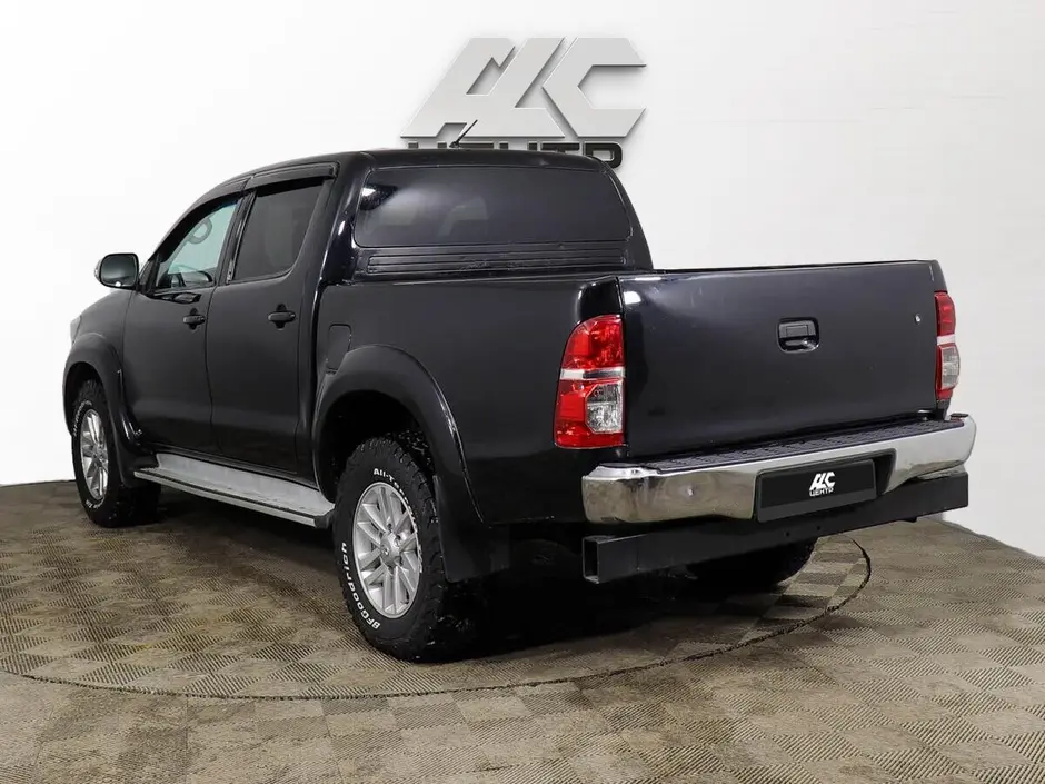 Toyota Hilux, 2014 г.