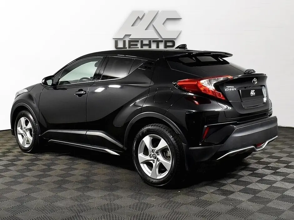 Toyota C-HR, 2018 г.