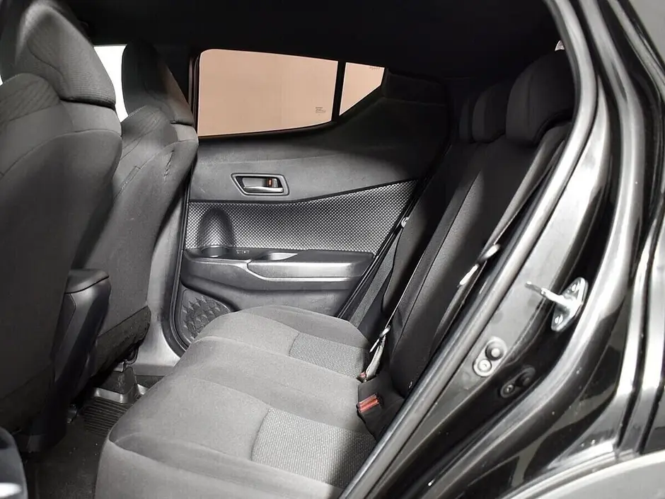 Toyota C-HR, 2018 г.