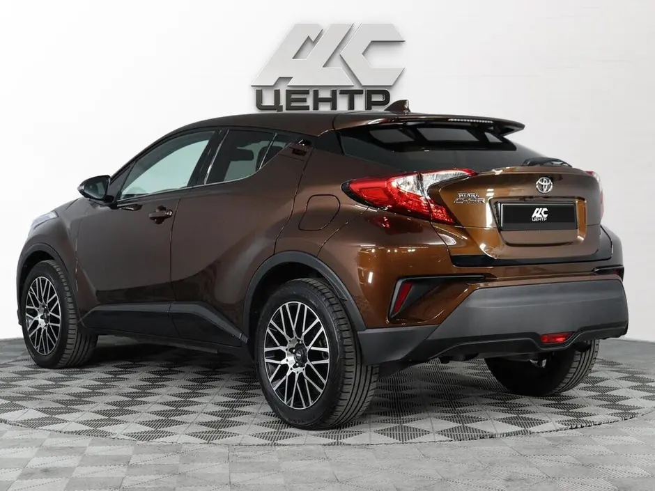 Toyota C-HR, 2018 г.