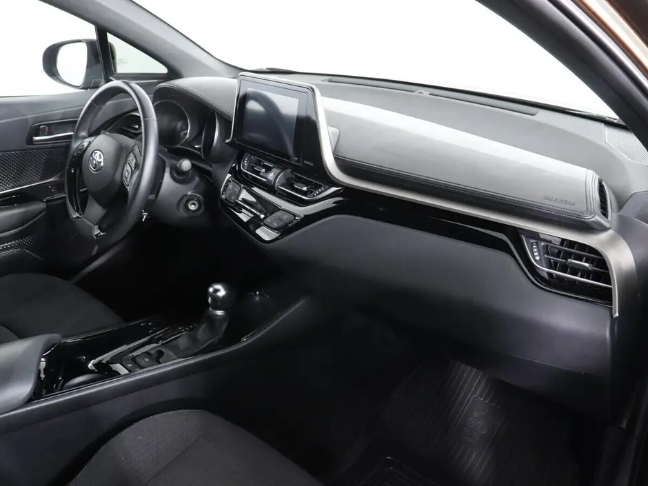 Toyota C-HR, 2018 г.