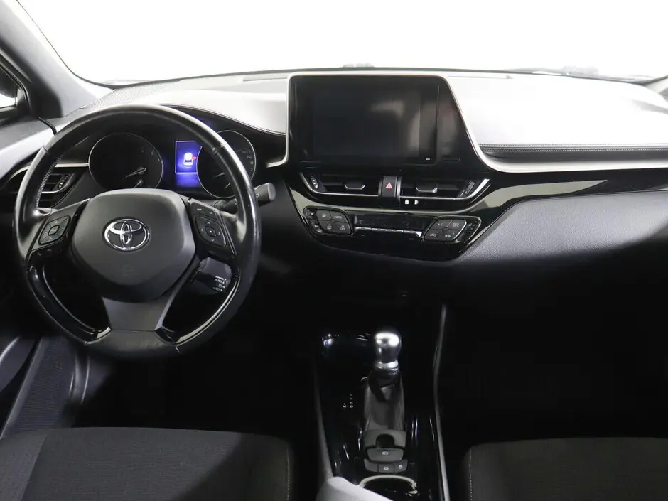 Toyota C-HR, 2018 г.