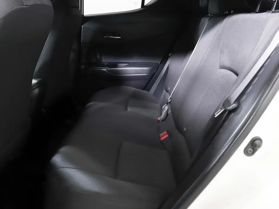 Toyota C-HR, 2018 г.