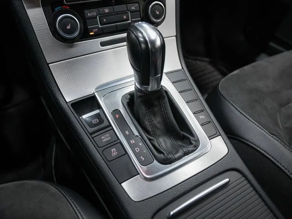 Volkswagen Passat, 2011 г.