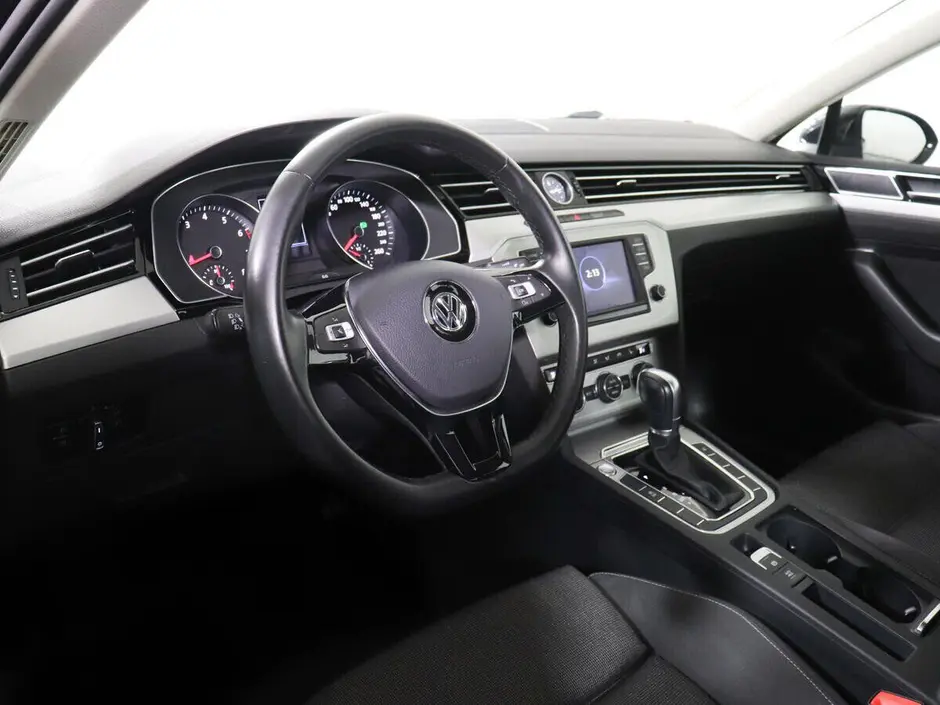 Volkswagen Passat, 2017 г.