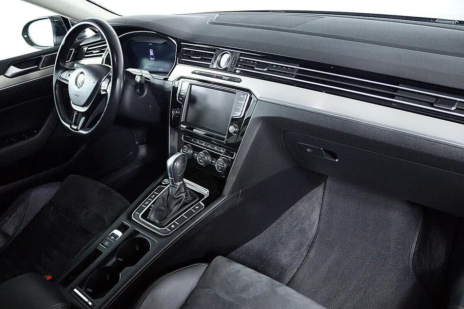 Volkswagen Passat, 2017 г.