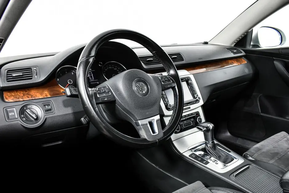 Volkswagen Passat, 2010 г.