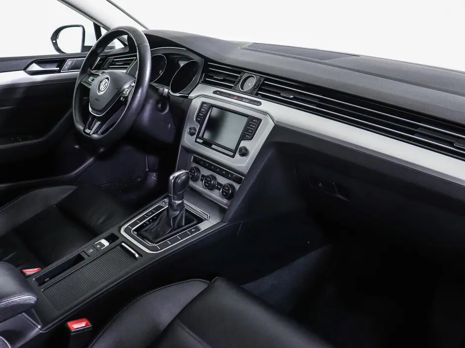 Volkswagen Passat, 2016 г.