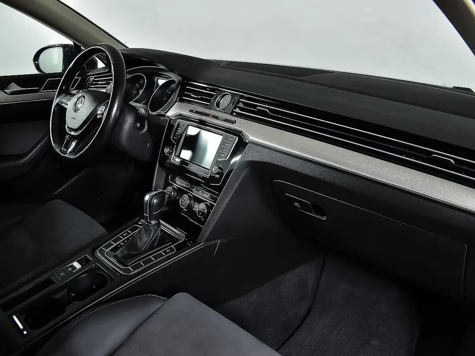Volkswagen Passat, 2016 г.