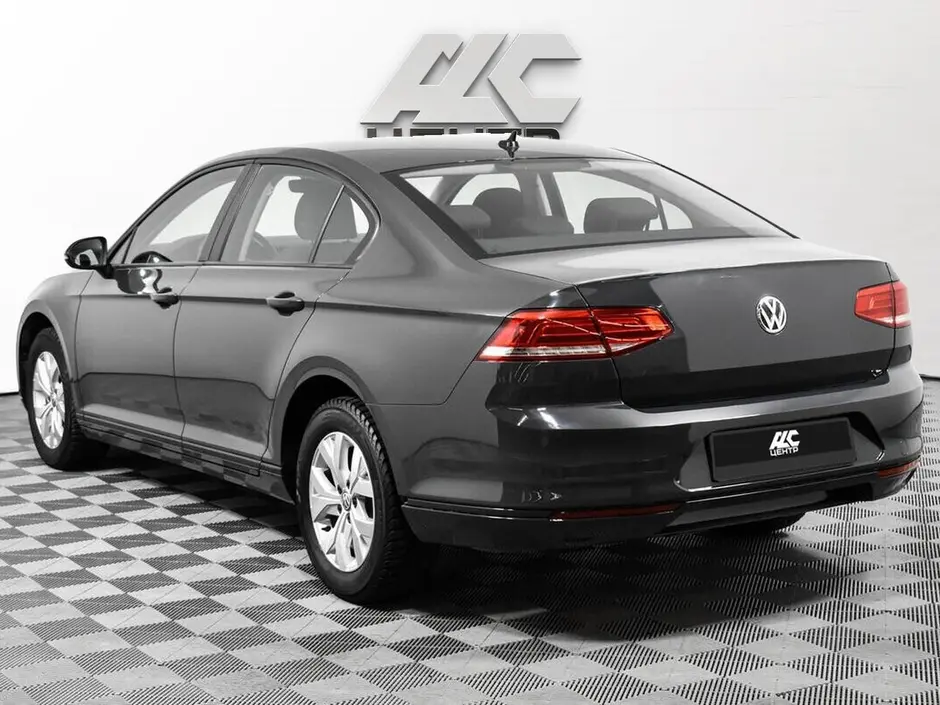 Volkswagen Passat, 2017 г.