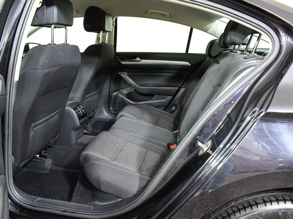 Volkswagen Passat, 2016 г.