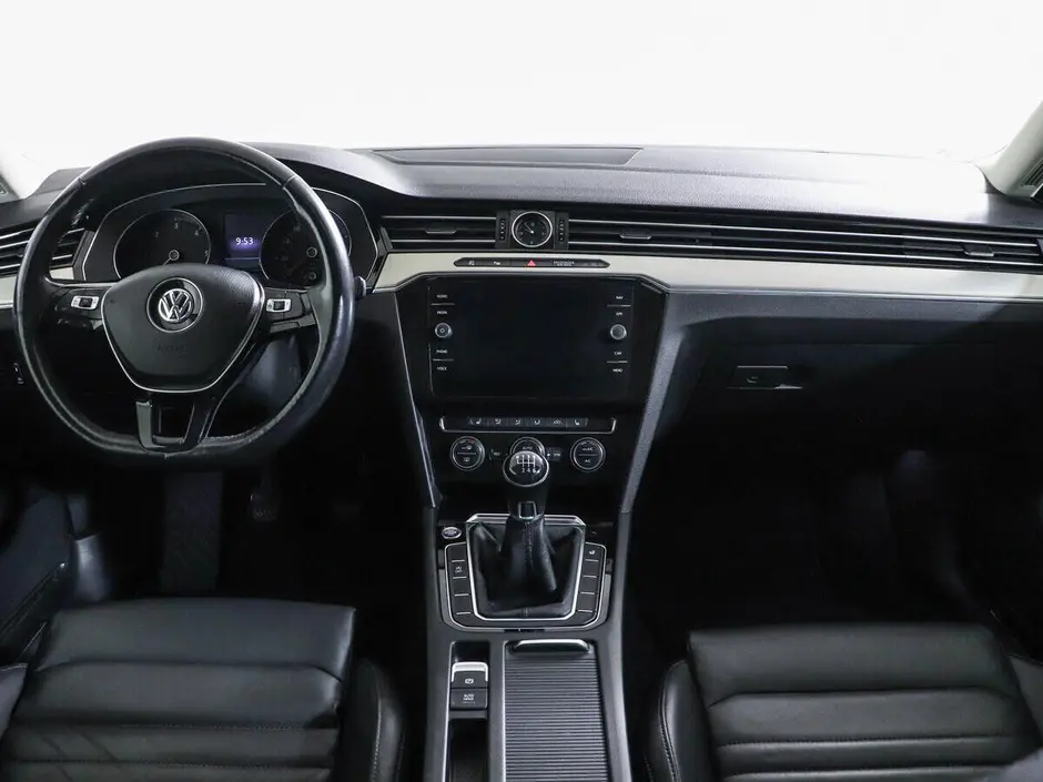 Volkswagen Passat, 2017 г.