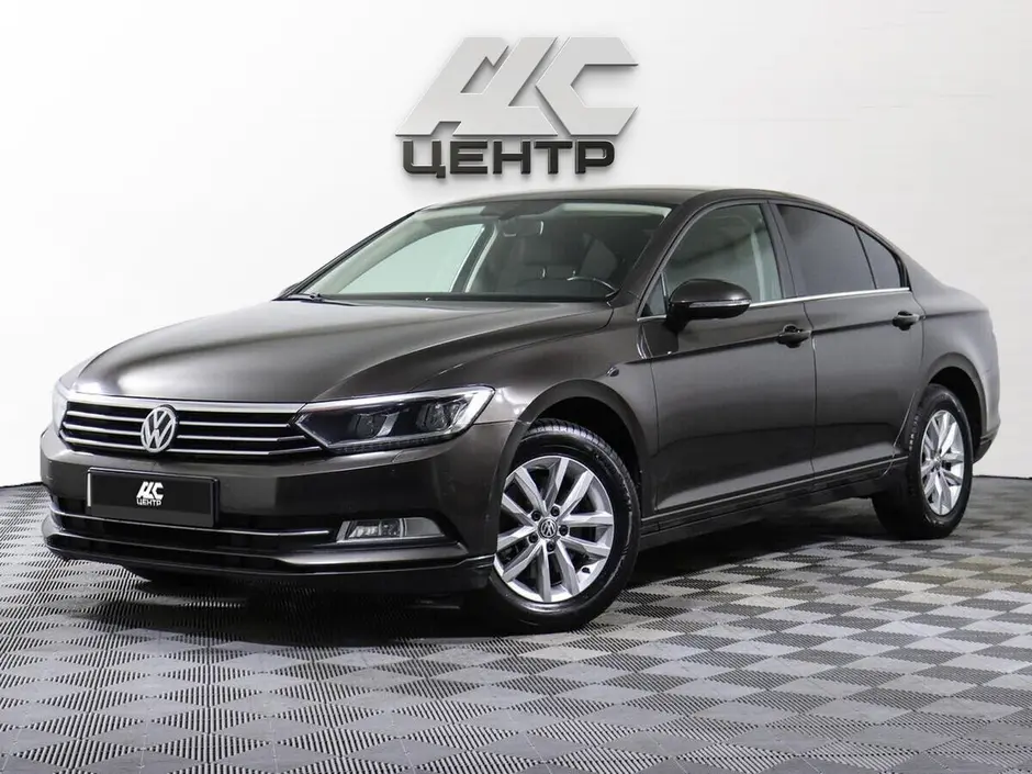 Volkswagen Passat, 2015 г.