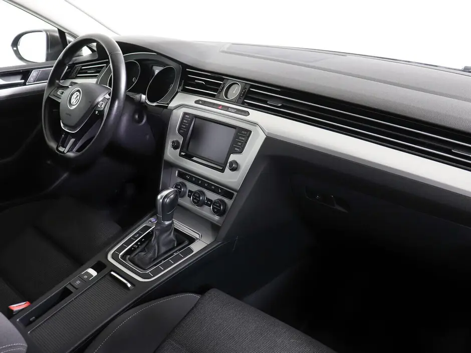 Volkswagen Passat, 2015 г.