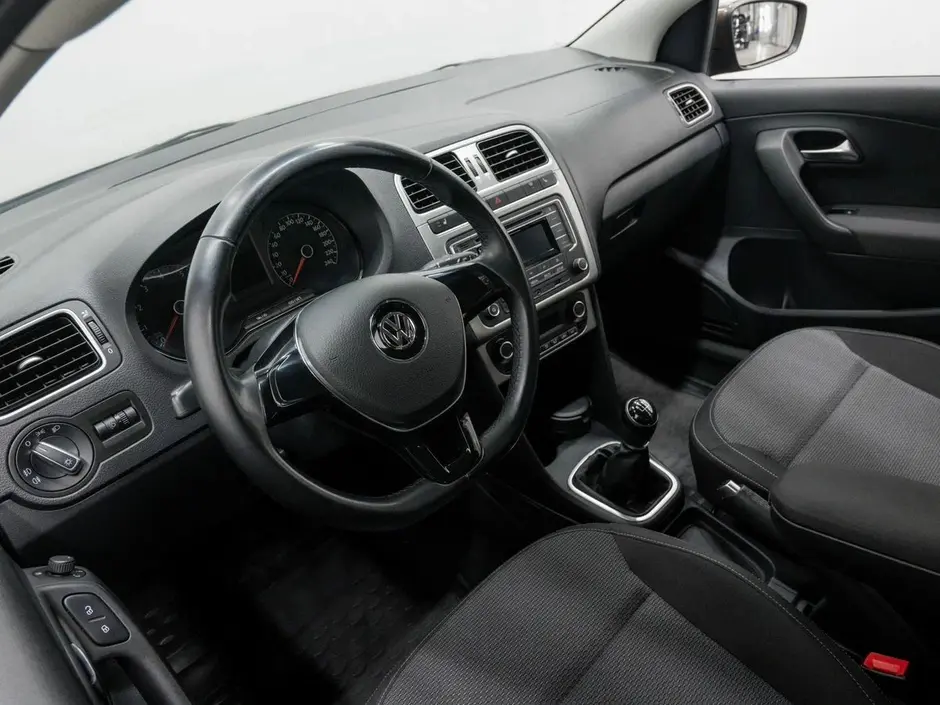 Volkswagen Polo, 2016 г.