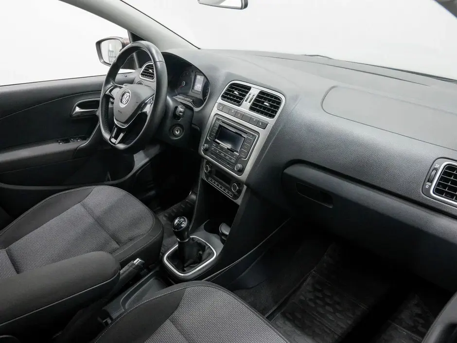 Volkswagen Polo, 2016 г.