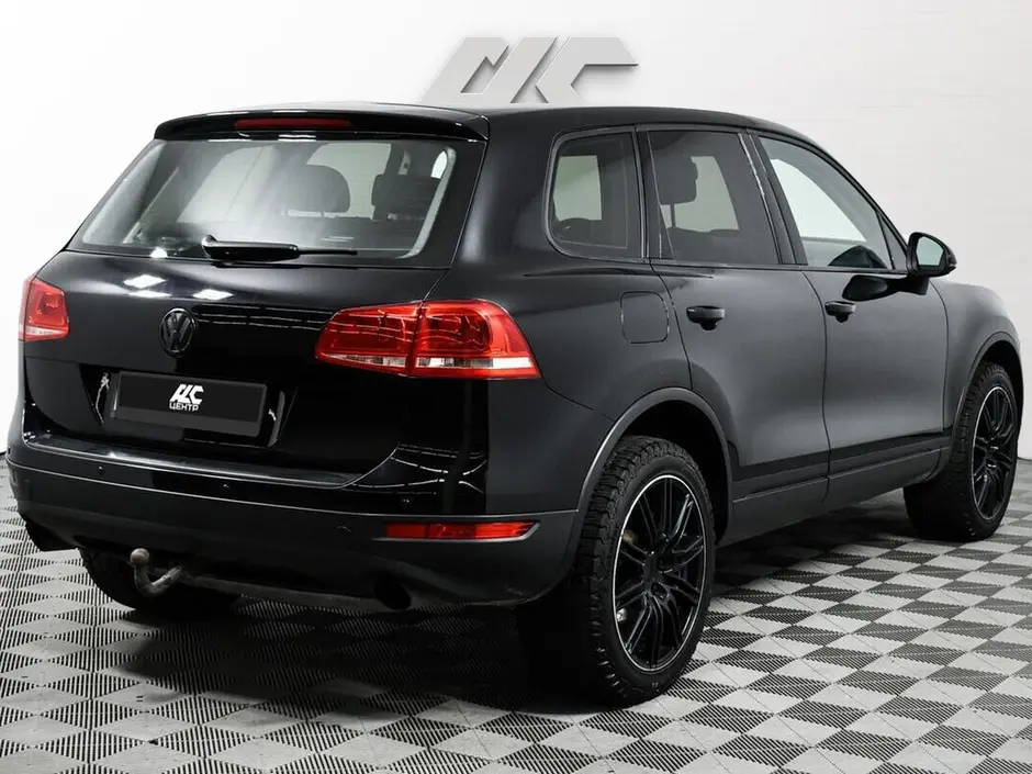 Volkswagen Touareg, 2012 г.